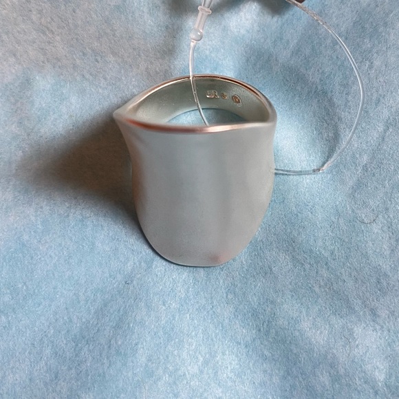 Wide Textured silver plated Ring size 6 - Picture 2 of 3
